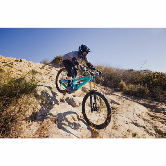 G-form mesa elbow guard - pictureprovider (6)